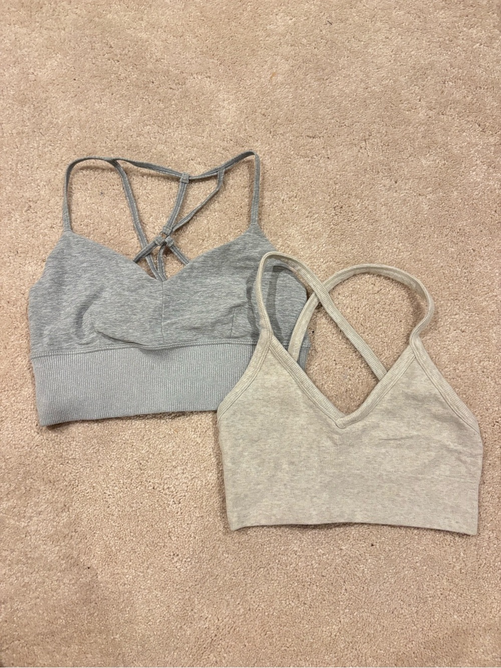 Alo yoga sports bra bundle!